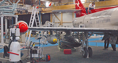 激光跟踪仪数字化扫描实现大尺寸战斗机逆向工程